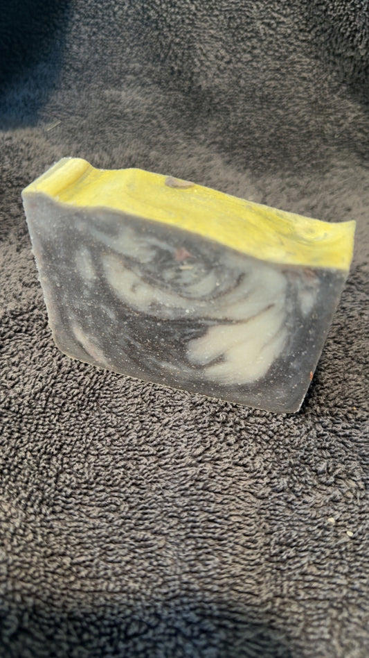 Smoked Cedar & Oud